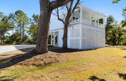 124 Holiday Avenue, Pass Christian, MS 39571