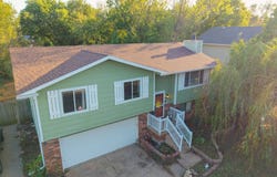 425 E Twisted Oak Rd, Derby, KS 67037