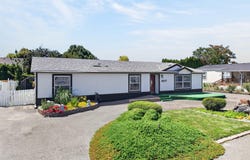 2217 Vermont Loop, Kennewick, WA 99336
