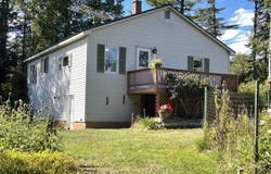 52 Cross Street, Rangeley, ME 04970