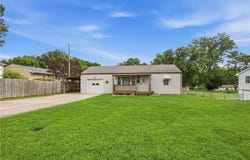 1209 SW Eugene Street, Blue Springs, MO 64015