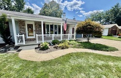 917 Aster Drive, Wapakoneta, OH 45895