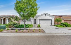 619 Wood Crest Avenue, Madera, CA 93636