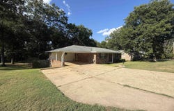 613 E Cedar, Warren, AR 71671