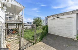 117 N FAIRVIEW Avenue, UPPER DARBY, PA 19082