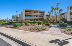 1630 La Reina Way, Palm Springs, CA 92264