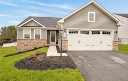105 Horseshoe Loop, Washington, PA 15301