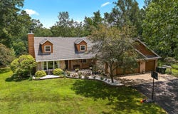 5205 Deerfield Drive, Morris, IL 60450