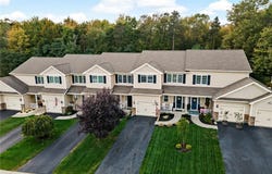 22 Casabella Drive, Fredonia, NY 14063