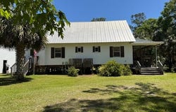 6871 SW 103rd Ter, Cedar Key, FL 32625