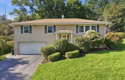 441 Sumner Avenue, South Abington Twp, PA 18411