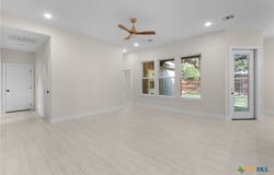 1105 W 1st Street, Lampasas, TX 76550