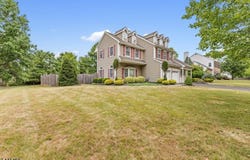 220 Lindsay Ct, Branchburg Twp., NJ 08876-7210