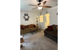 301 Lynch St, Smithville, TX 78957