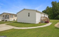638 FOX POINTE Drive, DOVER, DE 19904