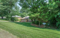 9165 Stonecreek Dr, Tyler, TX 75703