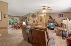 522 Fannin St., Maud, TX 75567