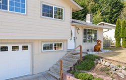 460 WESTMONT Dr, Reedsport, OR 97467