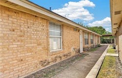 2013 N El Mundo Drive, Edinburg, TX 78541