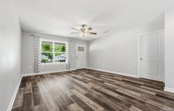 5159 Lake Dr, Crestview, FL 32539
