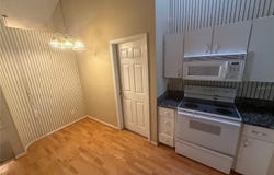 204 CHARDONNAY Place, VALRICO, FL 33594