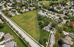24W737 Central Avenue, Roselle, IL 60172