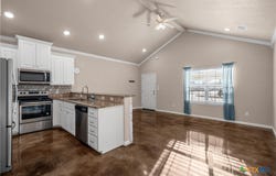 402 Spring Street, McGregor, TX 76657