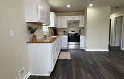 802 E 6th, Nixon, TX 78140