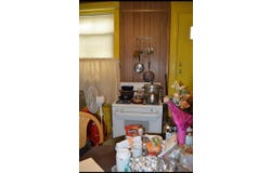 20 CRESCENT AVE, Jersey City, NJ 07304