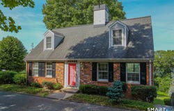 87 Phoenix Drive, Groton, CT 06340