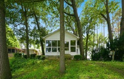 4910 E Shore Park Road, Leesburg, IN 46538