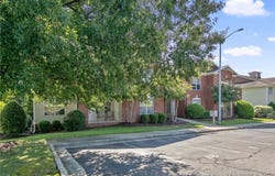 509 Meadowland Court SE, Hope Mills, NC 28348
