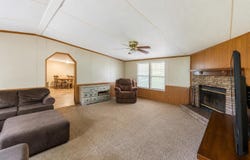 7796 JACKSON DRIVE, Collinston, LA 71229