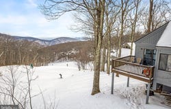142 SQUIRREL TREE Lane, ROSELAND, VA 22967