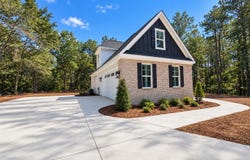 488 Longleaf Drive, West End, NC 27376