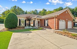 1709 Chestnut Oak Drive, DALTON, GA 30721