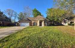 7021 Chinquapin Ct, Picayune, MS 39466