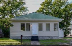409 N Monroe Street, Sturgis, KY 42459-1530