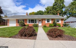 321 E WALNUT Street, PALMYRA, PA 17078
