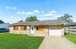 644 GROVEWOOD Drive, Gretna, LA 70056