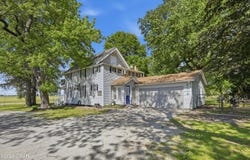 686 Weeks Avenue, Asbury, MO 64832