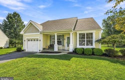 27 TULIP Court, MARLTON, NJ 08053