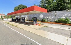 431 Davol St, Fall River, MA 02720