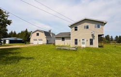 1054 Old Portage Trl, St. Ignace, MI 49781