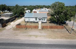 902 S STATE HIGHWAY 55, Rocksprings, TX 78880