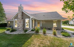 5511 E Eastbridge Pl, Sioux Falls, SD 57110