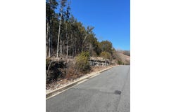 E Sharay Circle, Hollister, MO 65672