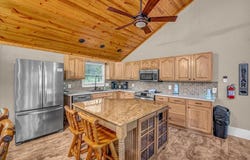 1463 Red Cedar Lane, Sevierville, TN 37876