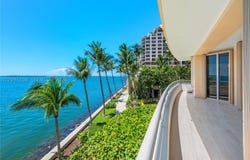 808 Brickell Key Dr, Miami, FL 33131