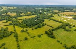 11 State Highway 32, Stockton, MO 65785